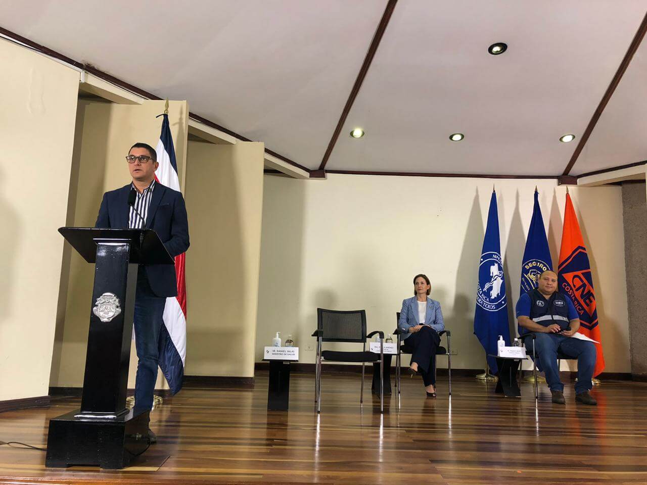 Ministro de Salud Daniel Salas brinda informe sobre el COVID-19 en Costa Rica