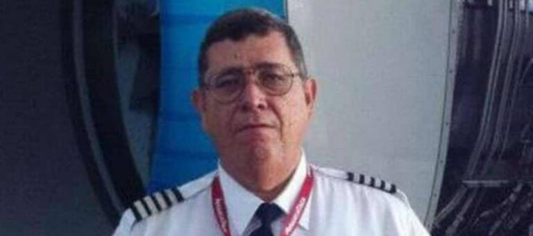 Cristóbal Siero piloto de La Costeña