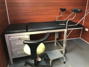 Las clínicas móviles cuentan con Ultrasonido y silla odontológica 