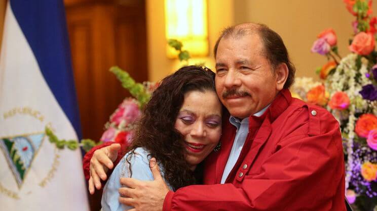 Le recetan aceptación social al dictador Daniel Ortega