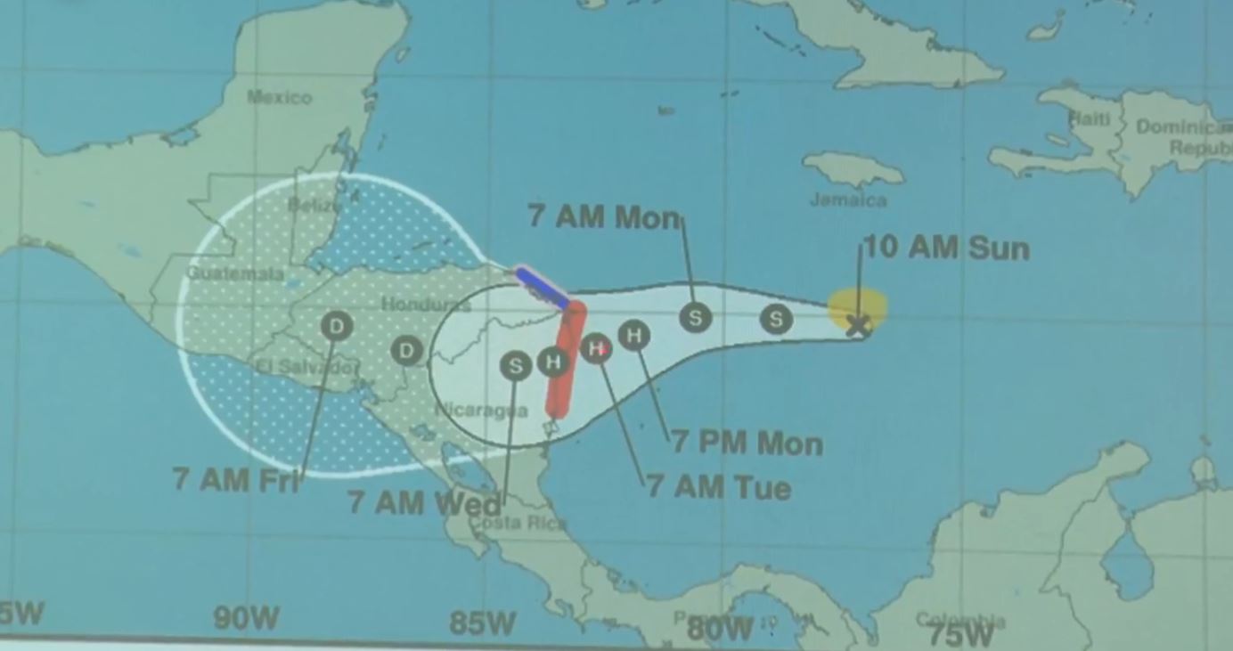 Eta se convertirá en Huracán categoría #1 en las próximas horas
