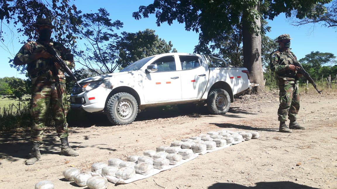 Ejército de Nicaragua incauta 81 tacos de marihuana en Chinandega
