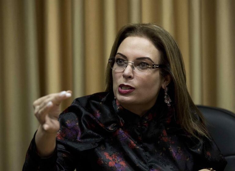 María Fernanda Flores de Alemán
