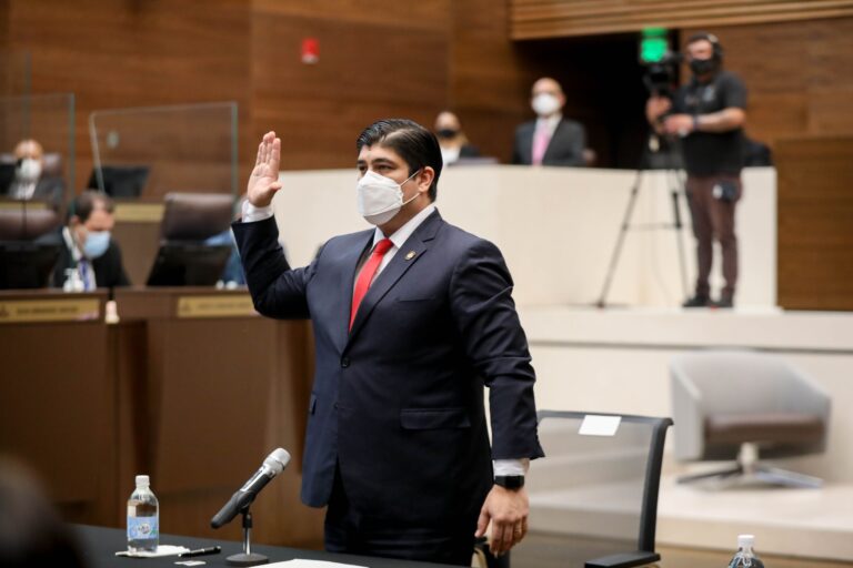 Carlos Alvarado. comparece ante la Asamblea Nacional