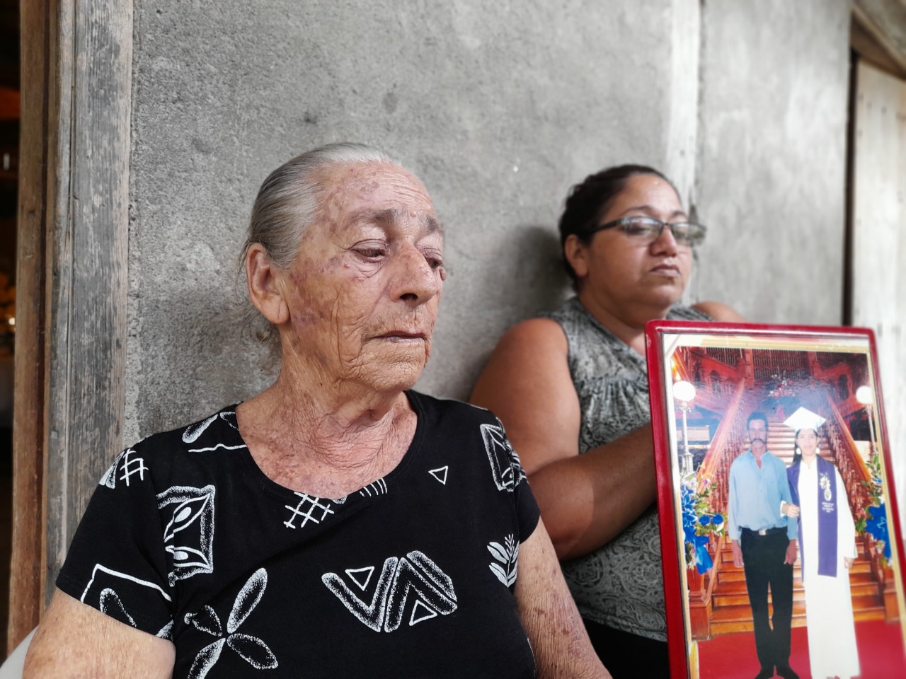 Familiares de Gerardo Gutierrez El Flaco asesinado en Honduras