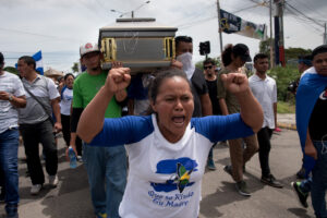 Susana López madre de Gerald Vásquez joven asesinado por la dictadura en la Iglesia Divina Misericordia Nicaragua Actual