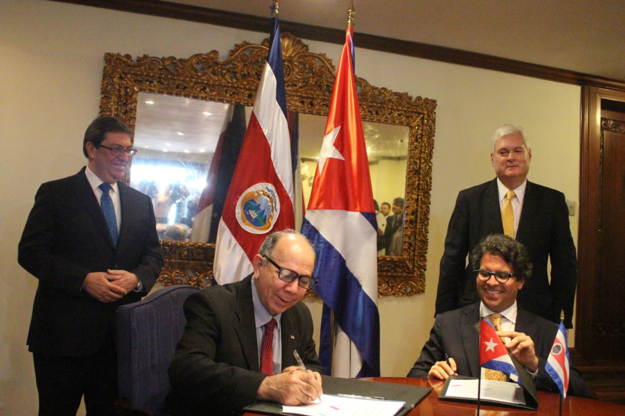 Costa Rica finaliza acuerdo de educación con Cuba Foto Cortesía Crhoy