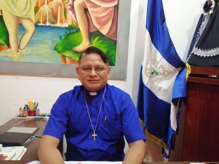 Sacerdote Harving Padilla Foto Cortesía de Artículo 66