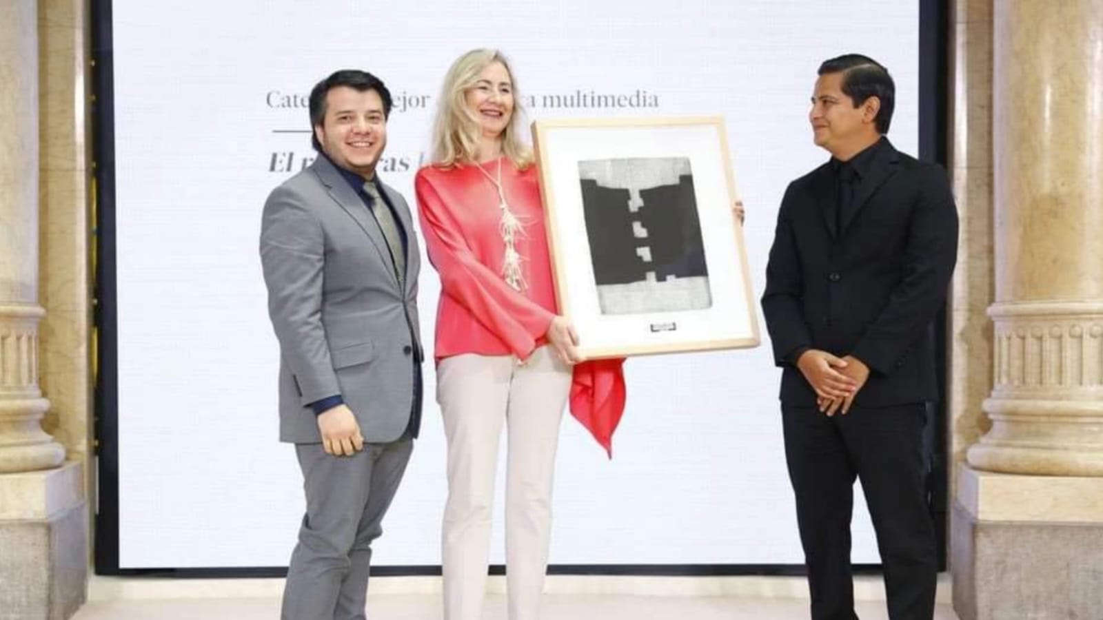 Periodistas de Divergente reciben premio Ortega y Gasset. Foto: El País