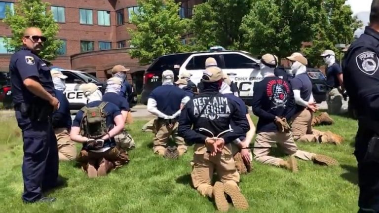 Arrestan a grupo extremista que pretendía cometer disturbios en marcha del Orgullo gay en Idaho en Estados Unidos