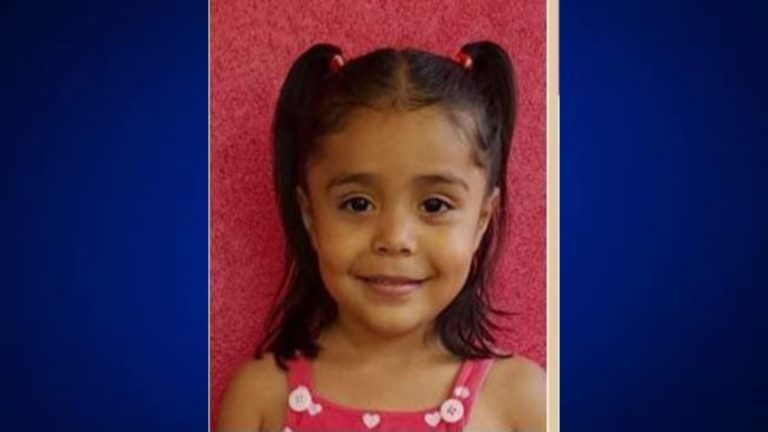 Sofía Abigail Caballero Huete, de tres años de edad, nicaragüense, desapareció junto a su madre cruzar el Río Bravo