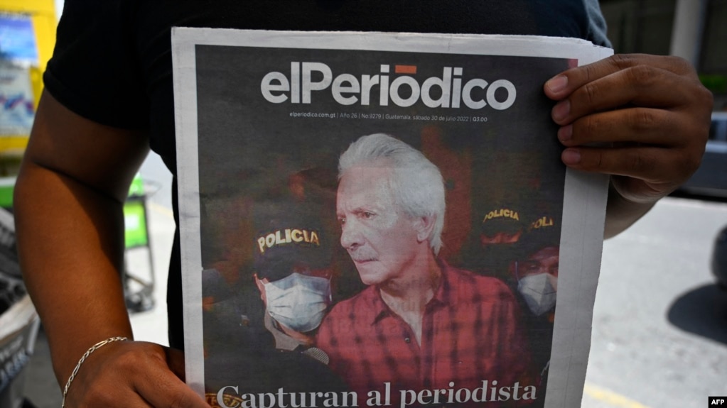 audiencia en Guatemala contra periodista