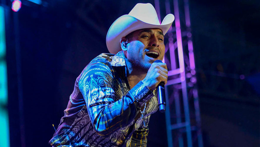 Cantante Espinoza Paz