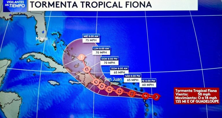 imagenes de la tormenta tropical fiona foto cortesia de univision
