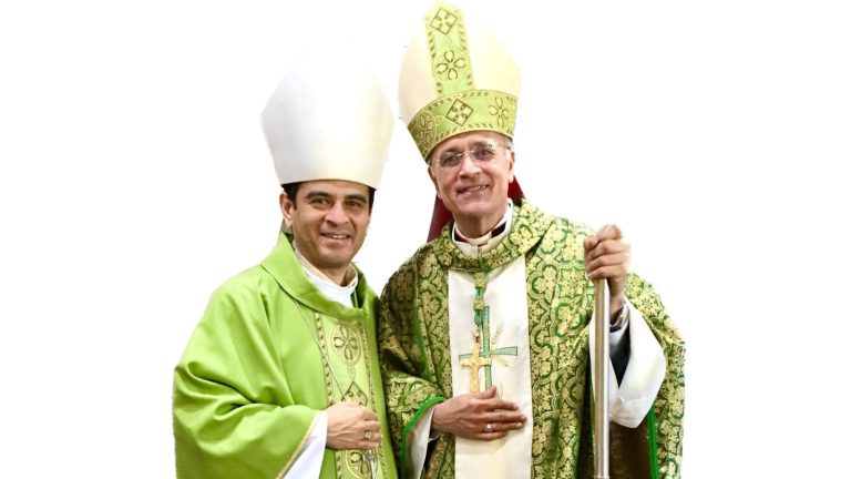 Obispo Báez junto a monseñor Álvarez nominados al Premio Nobel de la Paz Foto: Cortesía.