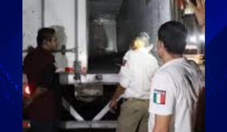 19 migrantes son encontrados hacinados en una camioneta en mexico