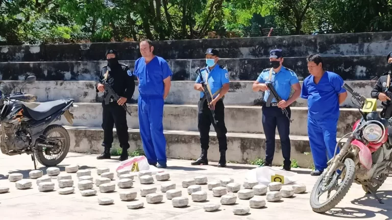 hondureño y nicaraguense detenidos con fuerte cantidad de marihuana