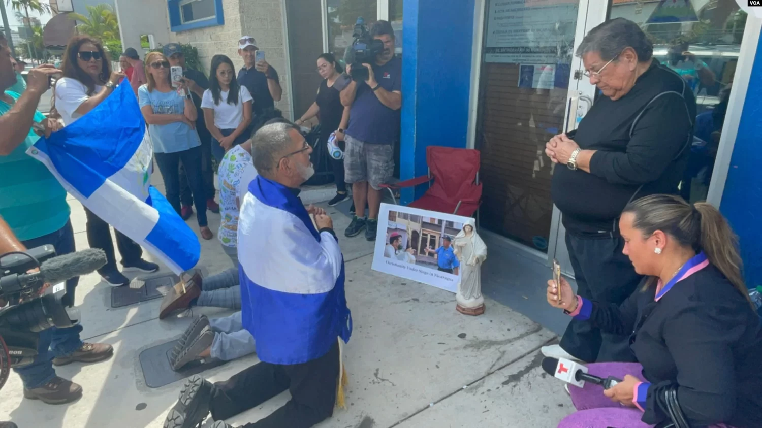 Organizaciones internacionales y de derechos humanos han alertado sobre la ola represiva en Nicaragua que este ano llego hasta miembros de la Iglesia catolica y otros cultos religiosos opuestos a Daniel Ortega