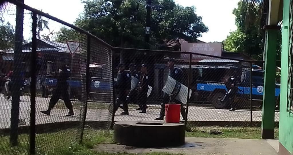asedio policial en waspan oto de divergentes