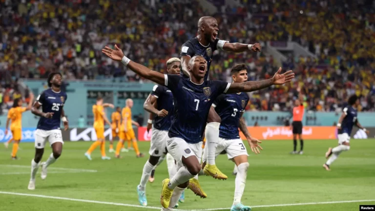 Una combativa Ecuador remonta el viernes para empatar 1-1 con Holanda.