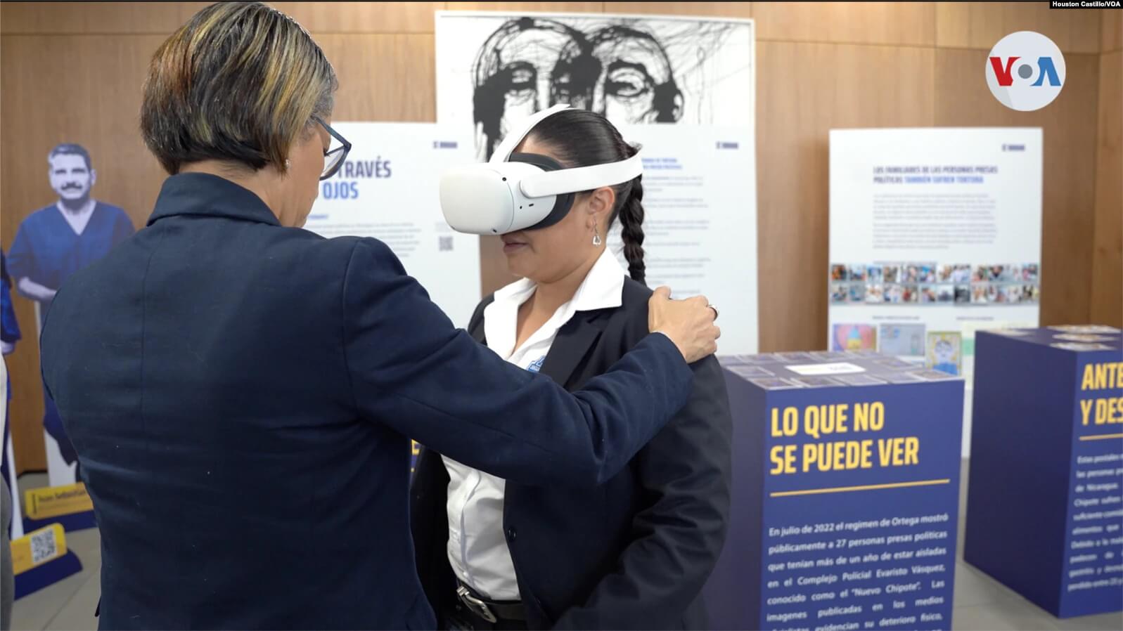 Exposición de Sé Humano, en la Asamblea Legislativa de Costa Rica. Foto Houston Castillo, VOA