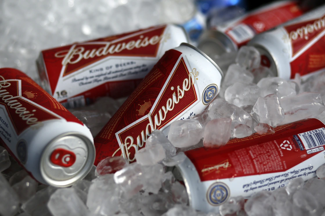 marca budweiser patrocinadora del mundial de qatar 2022