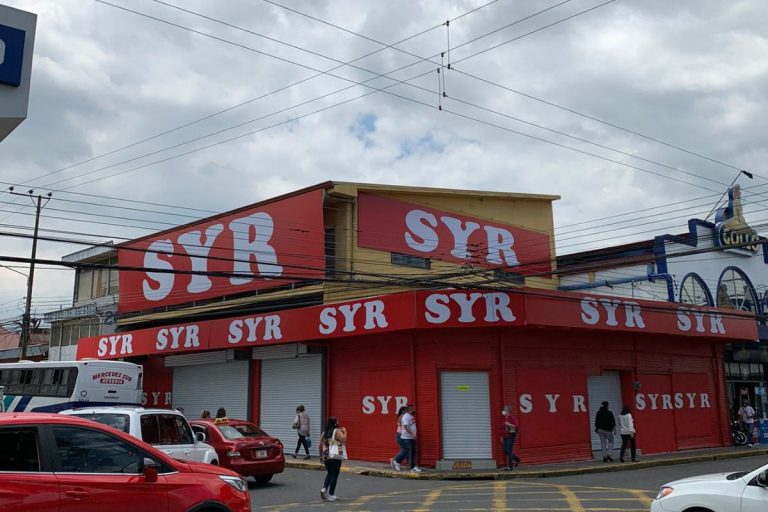 tiendas syr en costa rica son cerradas foto cortesia