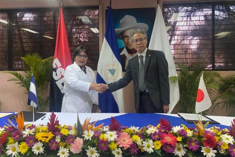 gobierno de japon dona equipos para 13 hospitales de nicaragua