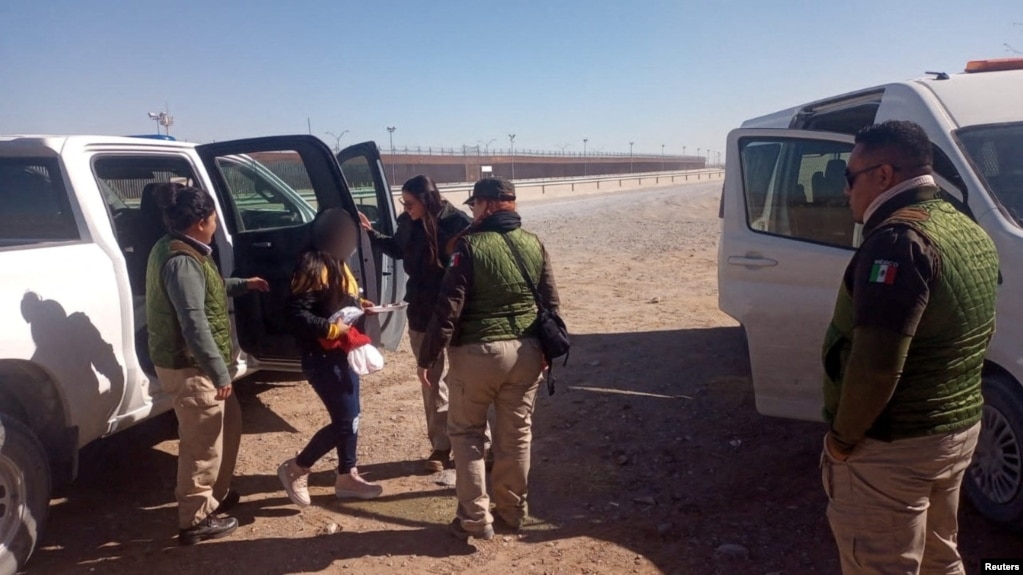 México migrantes hacinados en un camión