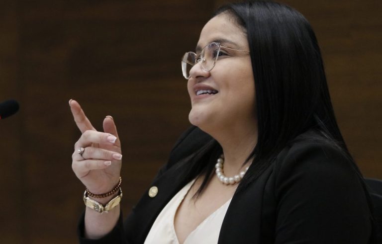 joselyn chacon ex ministra de salud foto tomada de crhoy