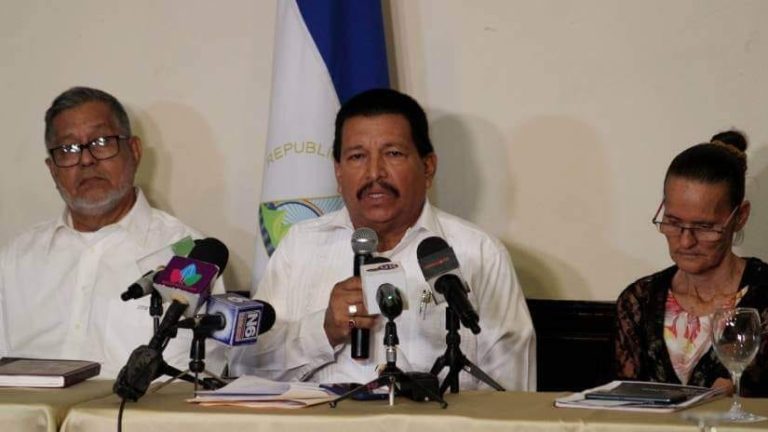 Pastores evangélicos del CNPEN defienden a Daniel Ortega
