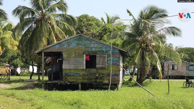 ARCHIVO - Una comunidad indígena en el Caribe de Nicaragua. [Foto Houston Castillo, VOA]