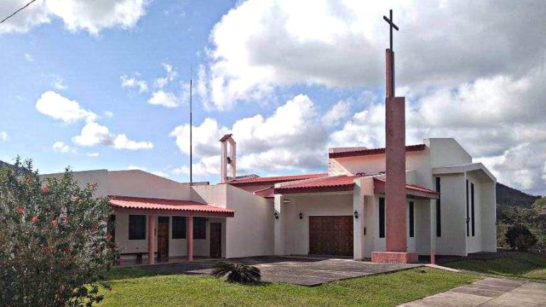 Dictadura expropia de Monasterio a Hermanas Trapenses.