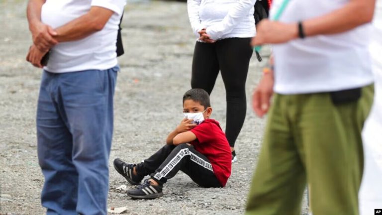 Crece el reclutamiento de niños para la guerra en Colombia