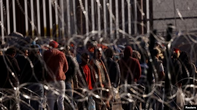 Migrantes en la zona fronteriza 