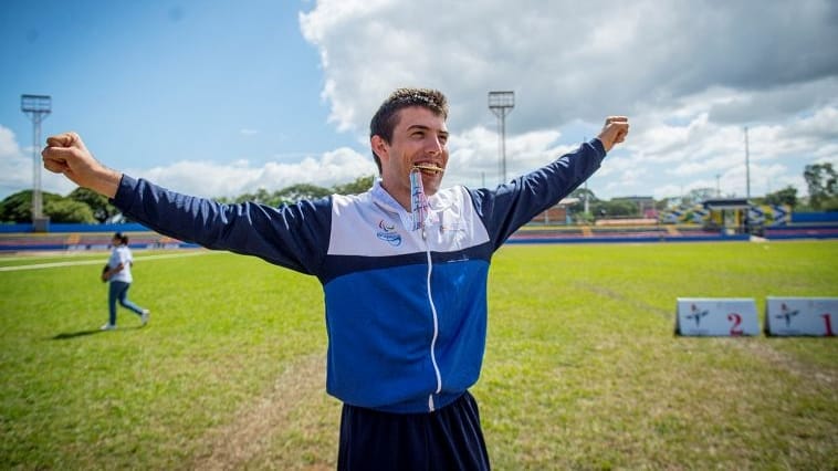 Gabriel Cuadra Holmann, de 30 años de edad, el atleta paralímpico con parálisis cerebral. Foto Cortesía