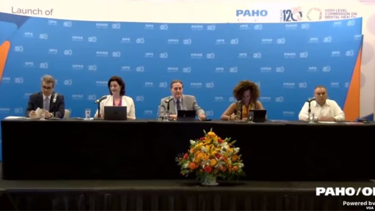 La OPS presentó este viernes en Washington "Una nueva agenda para la salud mental en las Américas" que ofrece 10 puntos centrales para hacer frente a un problema que afecta hasta un 20% de la población del continente. [Foto: Captura de pantalla, transmisión OPS]