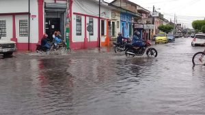 Calles de Masaya inundadas por la caída de una pequeña lluvia. Foto: Cortesía