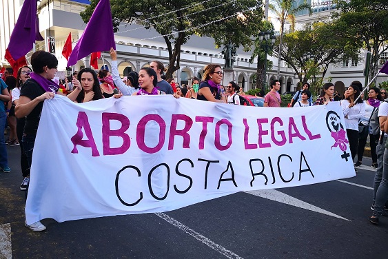 Feministas claman por aborto legal en Costa Rica. Foto: redes sociales.