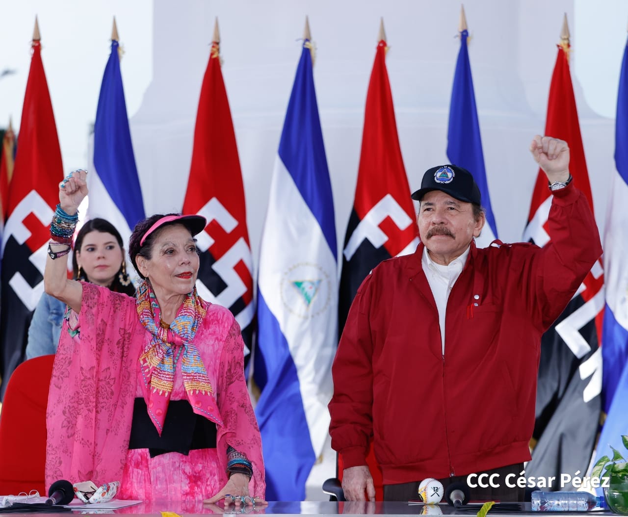 dictadores Daniel Ortega y Rosario Murillo celebran 44 años de lo que fue la Revolucion Popular Sandinista/ prometen megaproyecto ferrovial