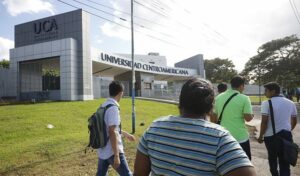 estudiantes de la UCA denuncian bloqueo de sus correos institucionales