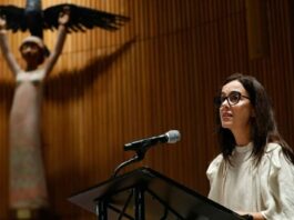 La actriz mexicana Cecilia Suárez, defendió en sesión de la ONU los derechos de las mujeres y la igualdad de género. Foto: ONU.