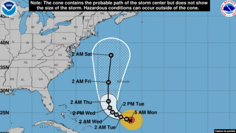 Posición y pronóstico del huracán Lee el lunes 11 de septiembre de 2023 a las 5 AM.