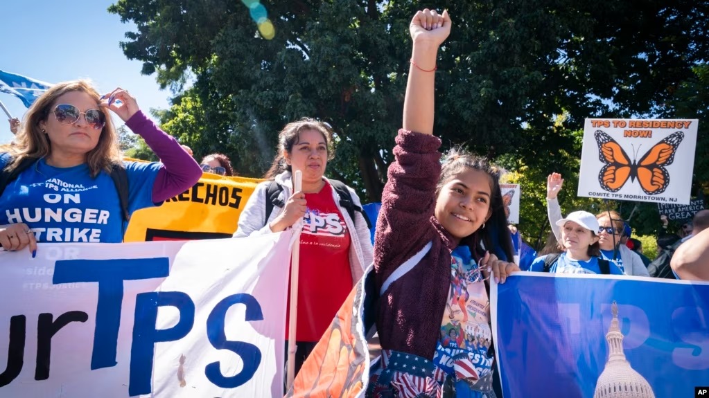 TPS para venezolanos Foto VOA