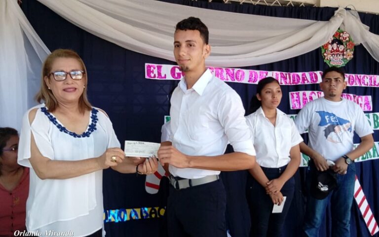 Bono bachilleres nicaragua
