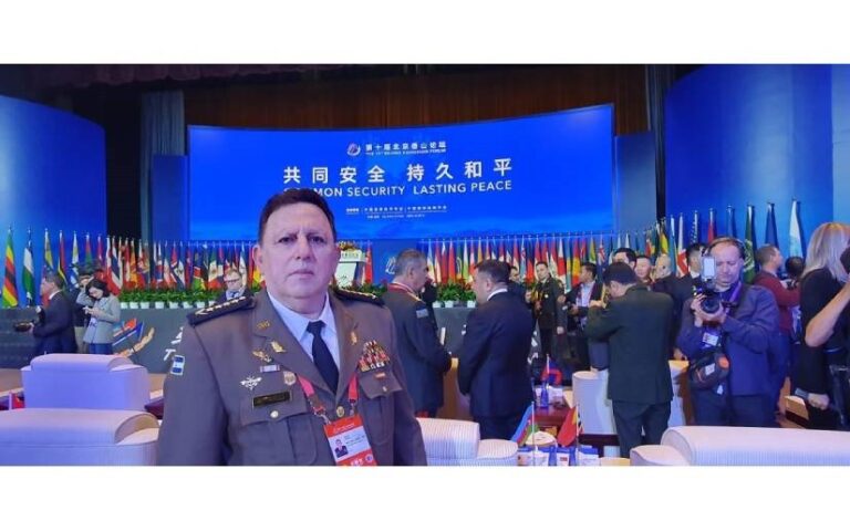 El General Julio César Avilés, del Ejército de Nicaragua, participó en una actividad de China y despotricó contra EE.UU. Foto: NA