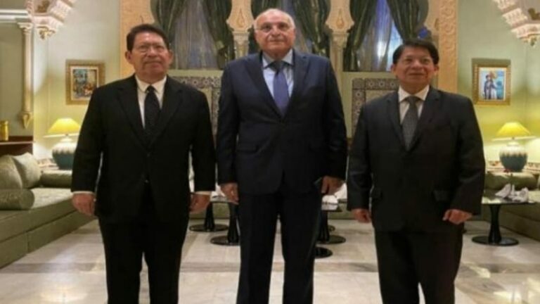 Denis Moncada presenta a su hermano como embajador de Ortega en Argelia.