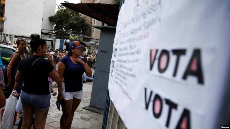 EE.UU. dispuesto a apasiguar sanciones a Venezuela Foto VOA