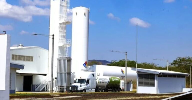 Dictadura Ortega Murillo inicia nuevo negocio con planta de oxígeno medicinal en Nicaragua.