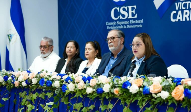 autoridades del csj foto medio oficialista